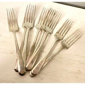 Set of 8 Antique Wm. Rogers & Son AA Dinner Forks – La France 1920 – 7½″